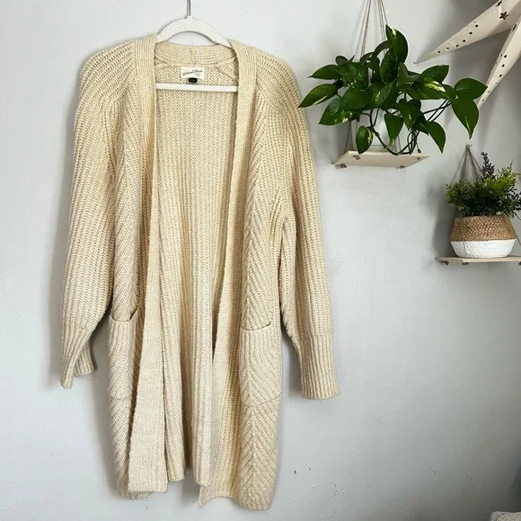 Universal Thread Cream Knit Cardigan size large winter trending oversized - Picture 1 of 10